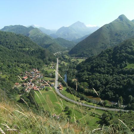 Casa Rural El Canton Onís المظهر الخارجي الصورة